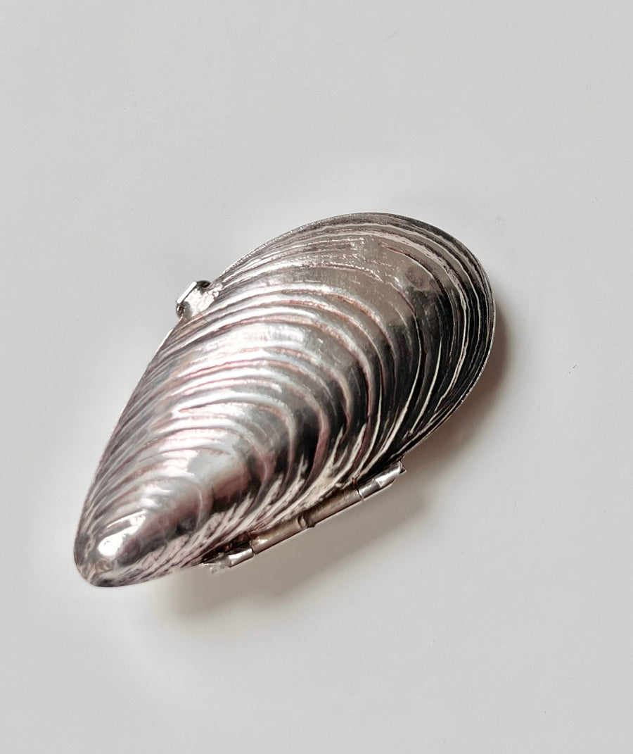 Sterling Shell Box